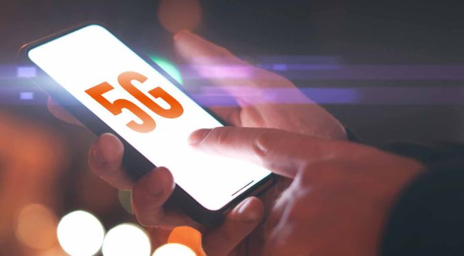 산토프렌을 사용한 5G 구성 요소 솔루션